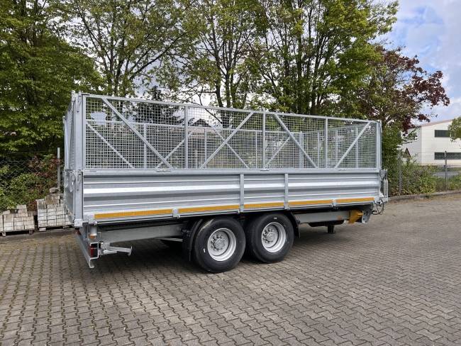 Möslein TTD 14  5,70 m 14 t Tandem- Kipper Tieflader 5,70 m lang, Breite Reifen
-- Neufahrzeug --