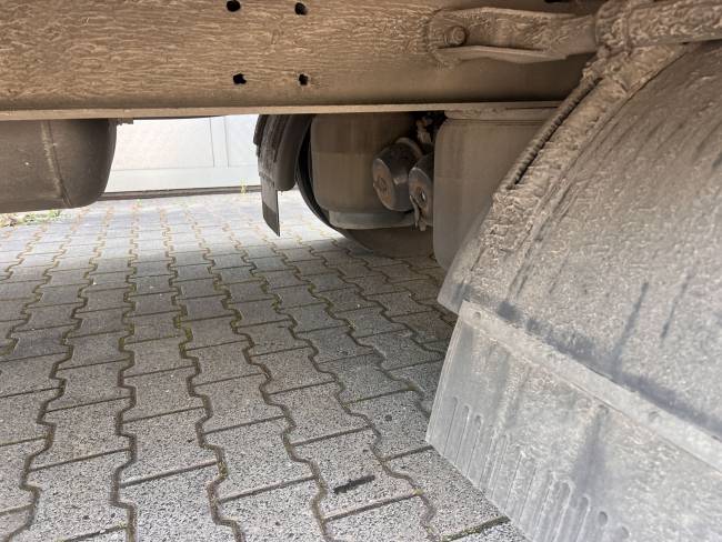 ACKERMANN Z-KA-F10.5/7,6 1 Achs Kofferanhänger, Ladebordwand