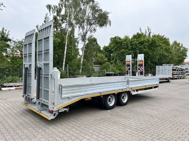Möslein TTT 11- 7,28 BR Neuer Tandemtieflader, 7,28 m Ladefläche, breite Rampen
