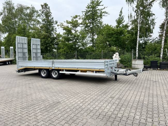 Möslein TTT 11- 7,28 BR Neuer Tandemtieflader, 7,28 m Ladefläche, breite Rampen
