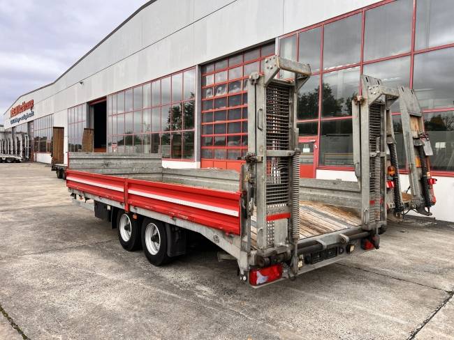 Schmid Fahrzeugbau TUE 105SR Tandemtieflader, Luftgefedert