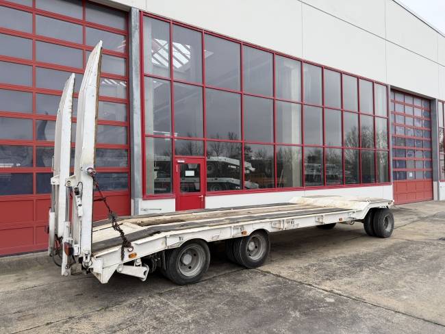 MUELLER-MITTELTAL T3 3 Achs Tiefladeranhänger