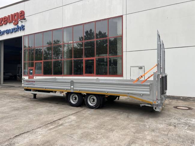 Möslein TTT 11- 7,28 Neuer Tandemtieflader, 7,28 m Ladefläche