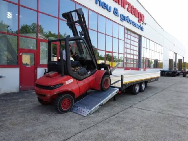 Möslein TTT 11-6,2 BR Orange Tandemtieflader mit breiten Rampen
Neufahrzeug