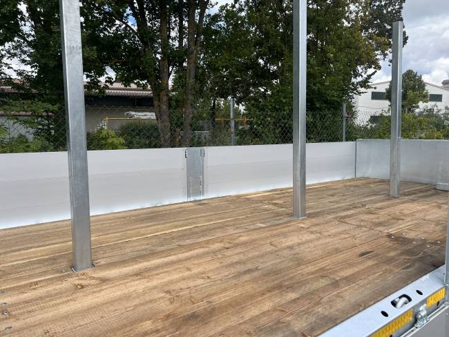 Möslein THT 11- G 6,2 Tandem Pritsche- Tieflader mit Rungentaschen