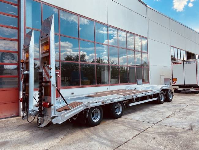 Möslein T 4 VB F 4 Achs Tieflader- Anhänger, Neufahrzeug
