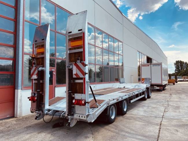 Möslein T 4 VB F 4 Achs Tieflader- Anhänger, Neufahrzeug
