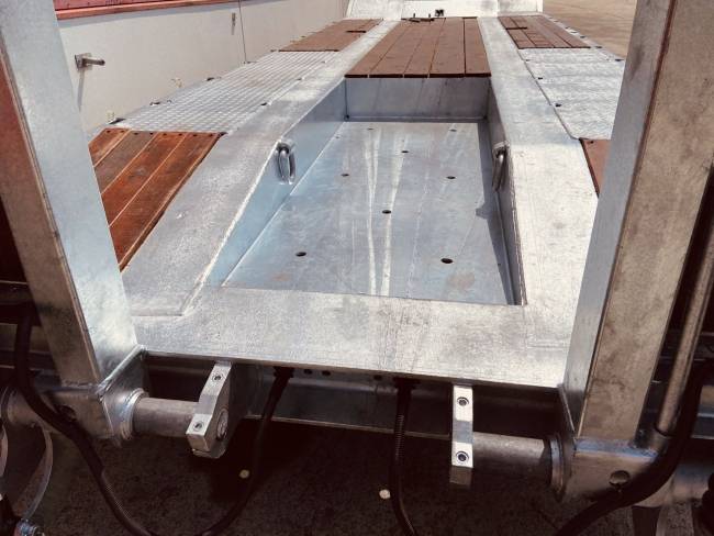 Möslein T 4 VB F 4 Achs Tieflader- Anhänger, Neufahrzeug
