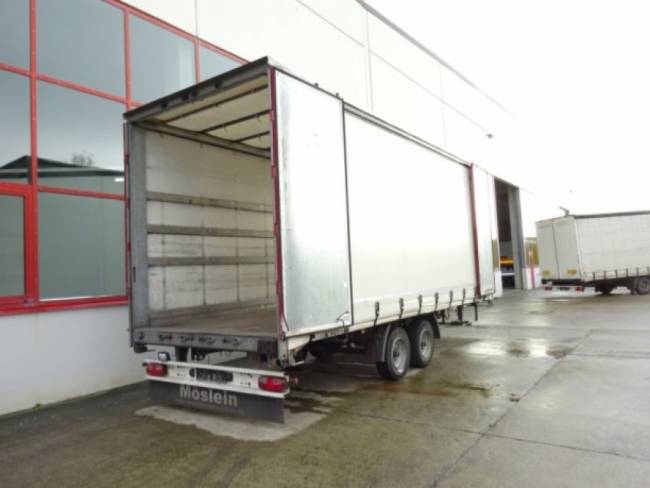Möslein TP 11 Schwebheim Tandem- Schiebeplanenanhänger zum Durchladen