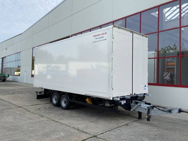 Möslein TKO 105 D 7m weiß Tandem- Koffer, Durchladbar, -- Neufahrzeug --