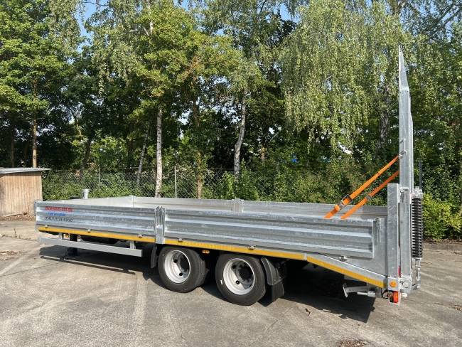 Möslein TT 14 14,4 t Tandemtieflader, 7,20 m lang
Neufahrzeug