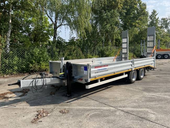 Möslein TT 14 14,4 t Tandemtieflader, 7,20 m lang
Neufahrzeug