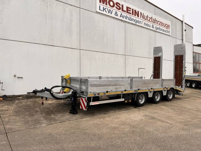 Möslein TT 31 31 t GG Tridem- Tieflader 3 Achs, gelenkt
Neufahrzeug