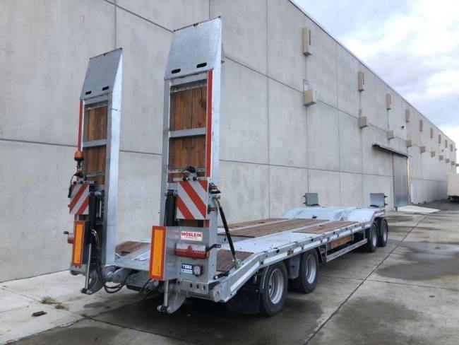 Möslein T 4 VB H1 neuer 4 Achs Tieflader hydraulischen Rampen