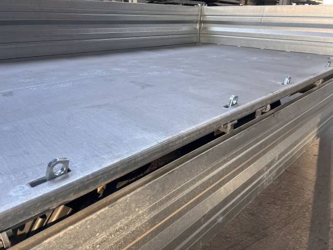 Möslein TTD 14  5,70 m 14 t Tandem- Kipper Tieflader 5,70 m lang, Breite Reifen
-- Neufahrzeug --