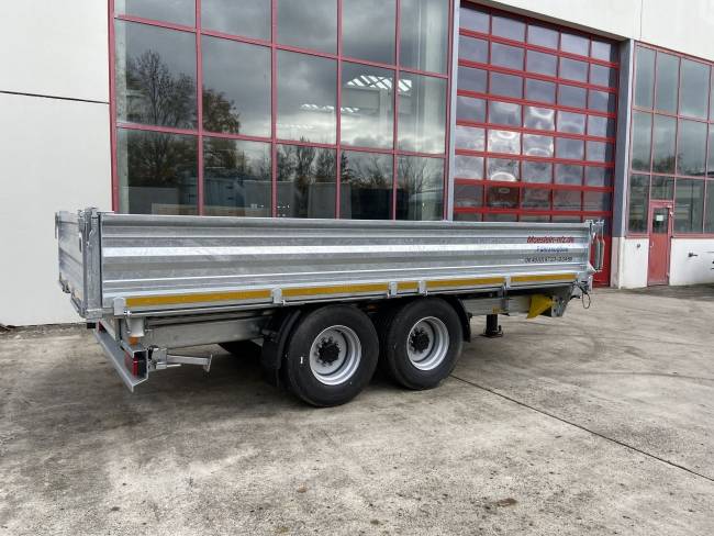 Möslein TTD 14  5,70 m 14 t Tandem- Kipper Tieflader 5,70 m lang, Breite Reifen
-- Neufahrzeug --