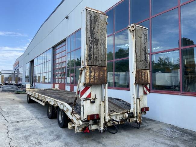 MUELLER-MITTELTAL PT 30 3 Achs Tieflader 9,20 m Ladefläche