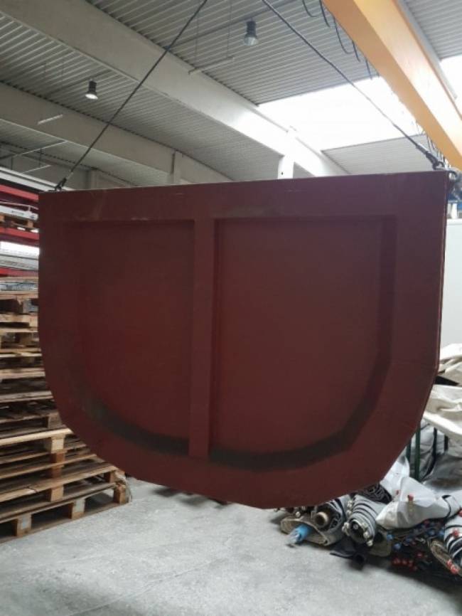 SCHMITZ GOTHA  Neue Heckklappe für Kippauflieger