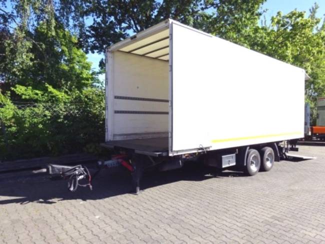 Möslein TKO 105 Schwebheim Tandemkoffer, Ladebordwand + Durchladbar