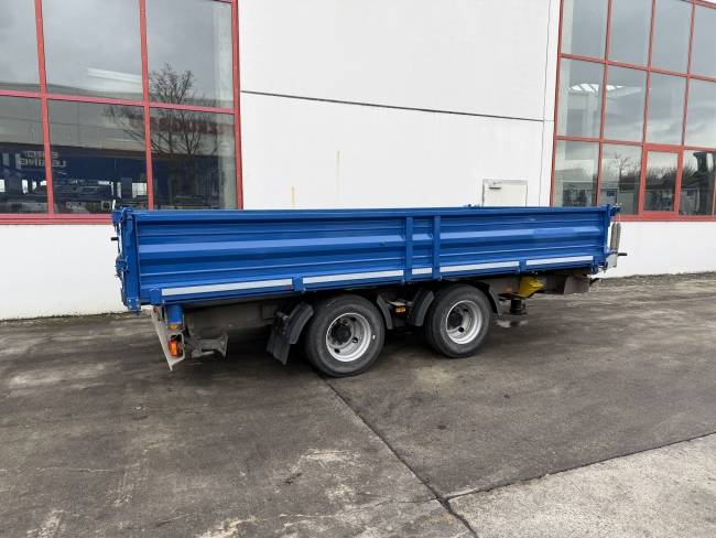 ANDERE 18 k 18 t Tandemkipper- Tieflader, Breitbereift
Wenig Benutzt