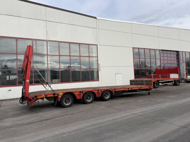 Kaessbohrer LB3E 3 Achs Satteltieflader, komplett überfahrbar