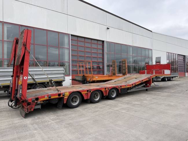 Kaessbohrer LB3E 3 Achs Satteltieflader, komplett überfahrbar