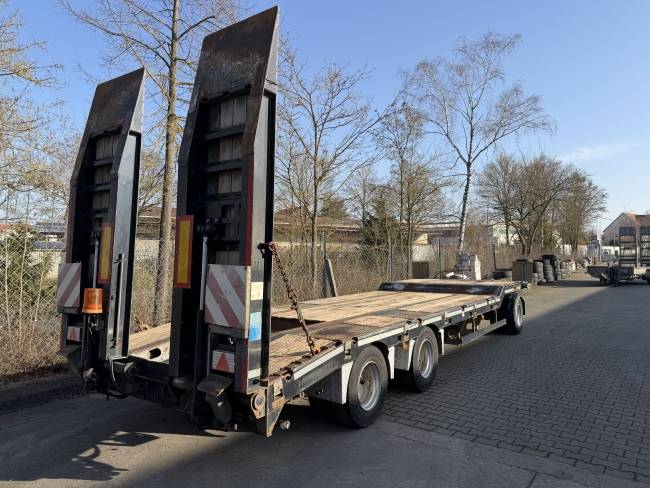 SCHWARZMUELLER T3 3 Achs Tiefladeranhänger
