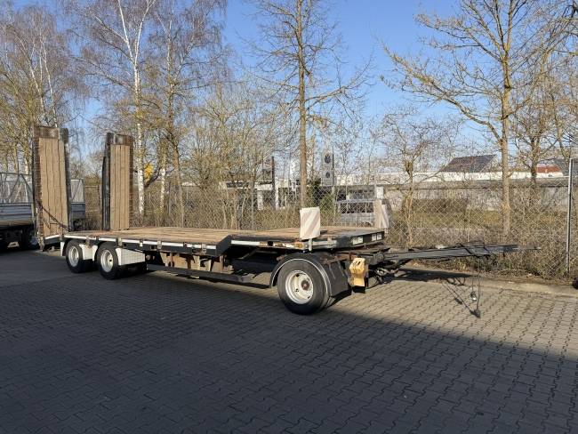SCHWARZMUELLER T3 3 Achs Tiefladeranhänger