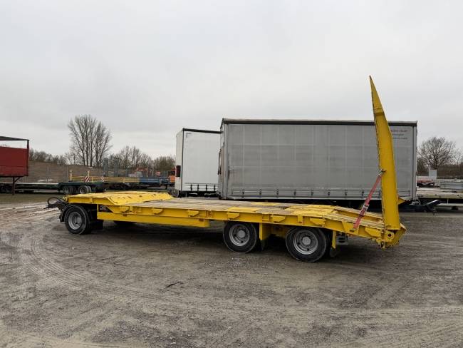 SCHWARZMUELLER TÜ 30/100 3 Achs Tiefladeranhänger