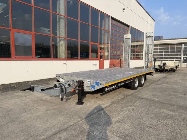 Möslein TTS 11 Schwebheim Tandemtieflader, Neuwertig