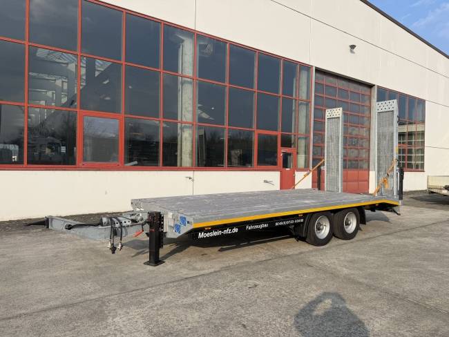 Möslein TTS 11 Schwebheim Tandemtieflader, Neuwertig