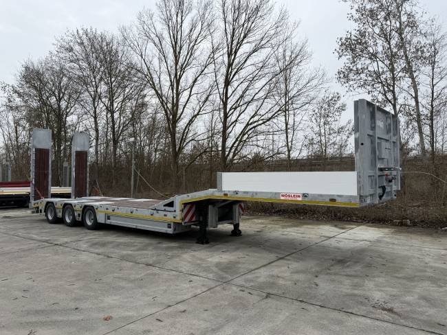 Möslein ST 3 3 Achs Satteltieflader neu