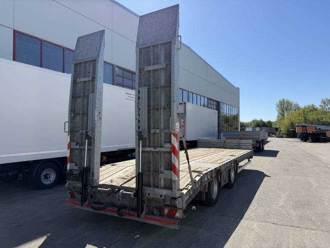 ANDERE TT 21 t Tandemtieflader, hydraulische Rampen