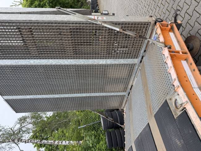 HUMBAUR HTS30 3 Achs Satteltieflader, neuwertig